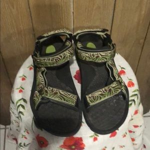 Teva Sandals women’s 8.5